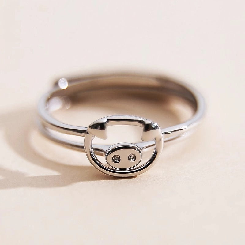 2-in-1 cartoon pig sterling silver ring with unique split design for couples