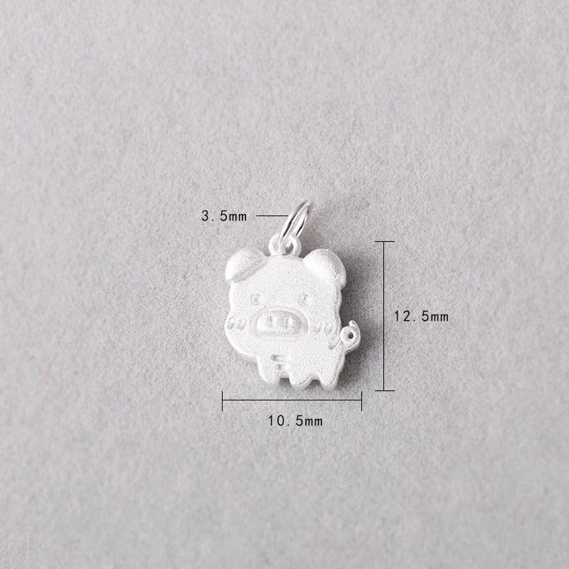 Adorable cartoon pig necklace symbolizing prosperity and wealth