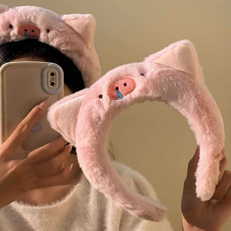 Adorable pig-themed headband made from soft and comfortable materials