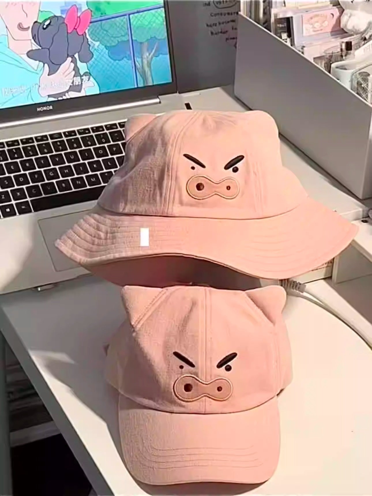 Adjustable Pig Sun Hat as a Fashionable Outdoor Accessory