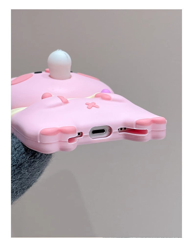 Lightweight and portable cute pig phone case for everyday use